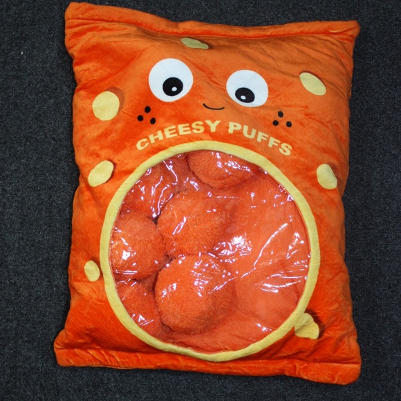 Kidrobot Yummy World Cheesy Puffs Plush Toys 7 Puffs Zippered Pillow Bag 14x12 - Picture 2 of 7